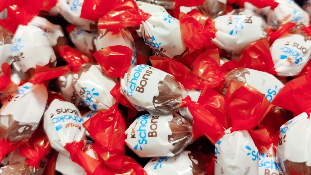 Im April 2022 startete der Süßwarenhersteller Ferrero einen großangelegten Produktrückruf aufgrund von Salmonellen in Kinder-Schokolade - doch die Keime wurden bereits Monate zuvor in einer Schokoladenfabrik festgestellt. (Foto)