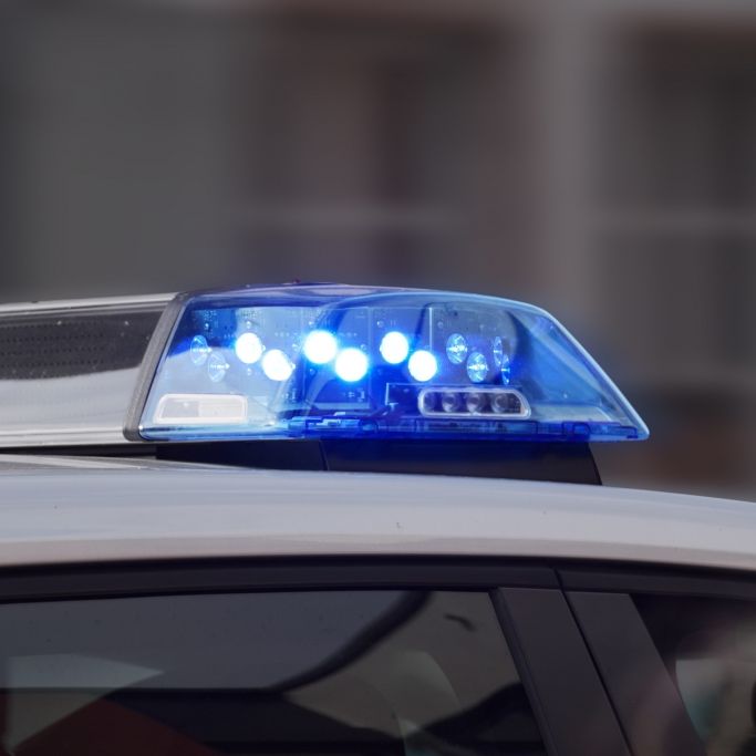 Zentrale Kriminalinspektion Oldenburg: Festnahme einer verdächtigen Person in Emstek