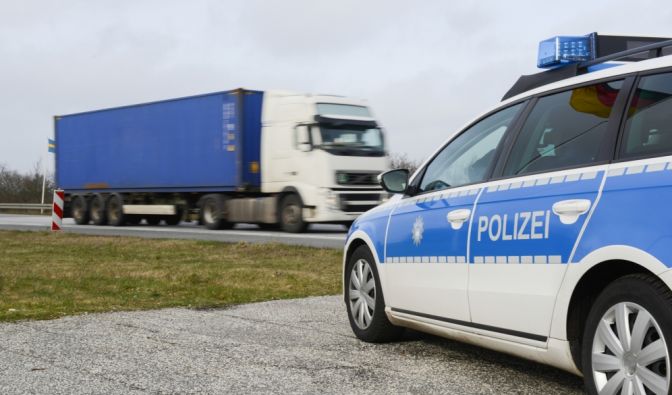 Verkehrskontrolle für das Presseportal