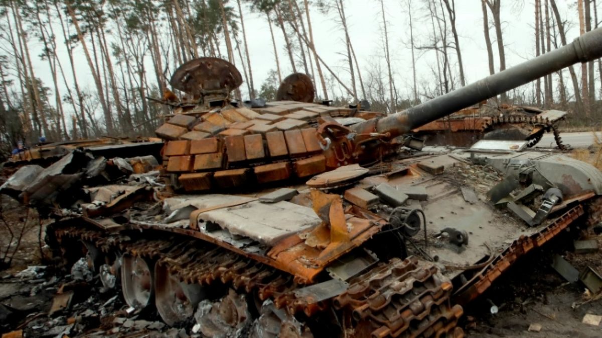 Ein russischer Panzer eröffnete das Feuer auf seine eigenen Kameraden. (Foto)