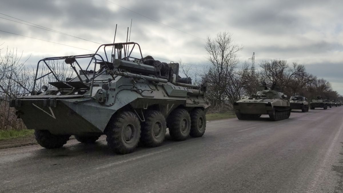 Russische Truppen haben ukrainische Soldaten in Mariupol dazu aufgerufen, sich zu ergeben. (Foto)