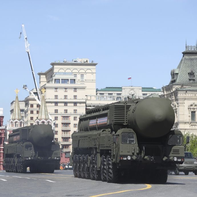 Vor Siegesfeier! Putin-Kämpfer bringen nukleare Todeswaffe in Stellung