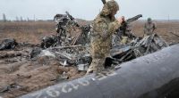Ein russischer Hubschrauber wurde in unzählige Teile zerfetzt.