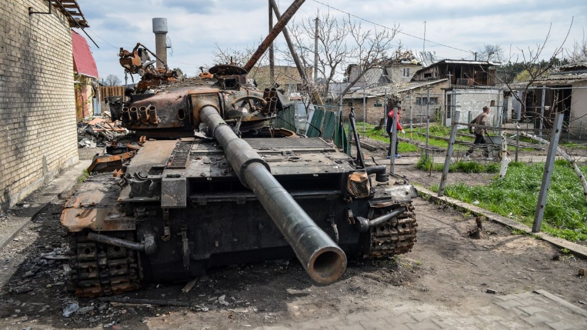 Bilder von zerstörten russischen Panzern im Ukraine-Krieg fluten das Netz aktuell. (Foto)