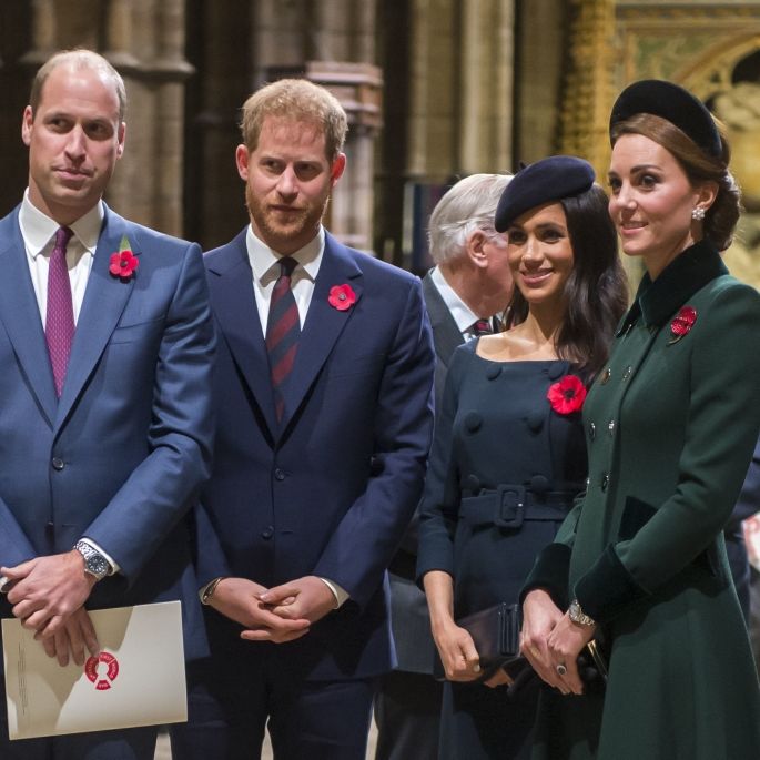 DESHALB führte Harrys Blitz-Hochzeit mit Meghan Markle die Royals in die Krise