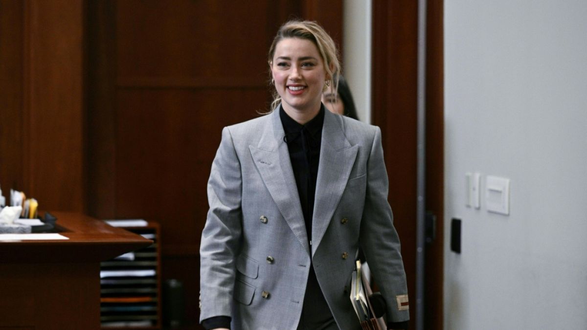Ob Amber Heard auch nach dem Prozess noch einen Grund zum Lachen hat? (Foto)