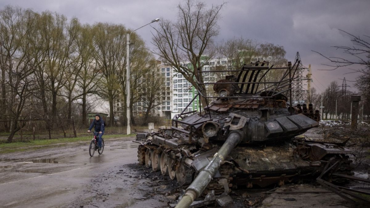 Ein zerstörter russischer Panzer in Tschernihiw. (Foto)