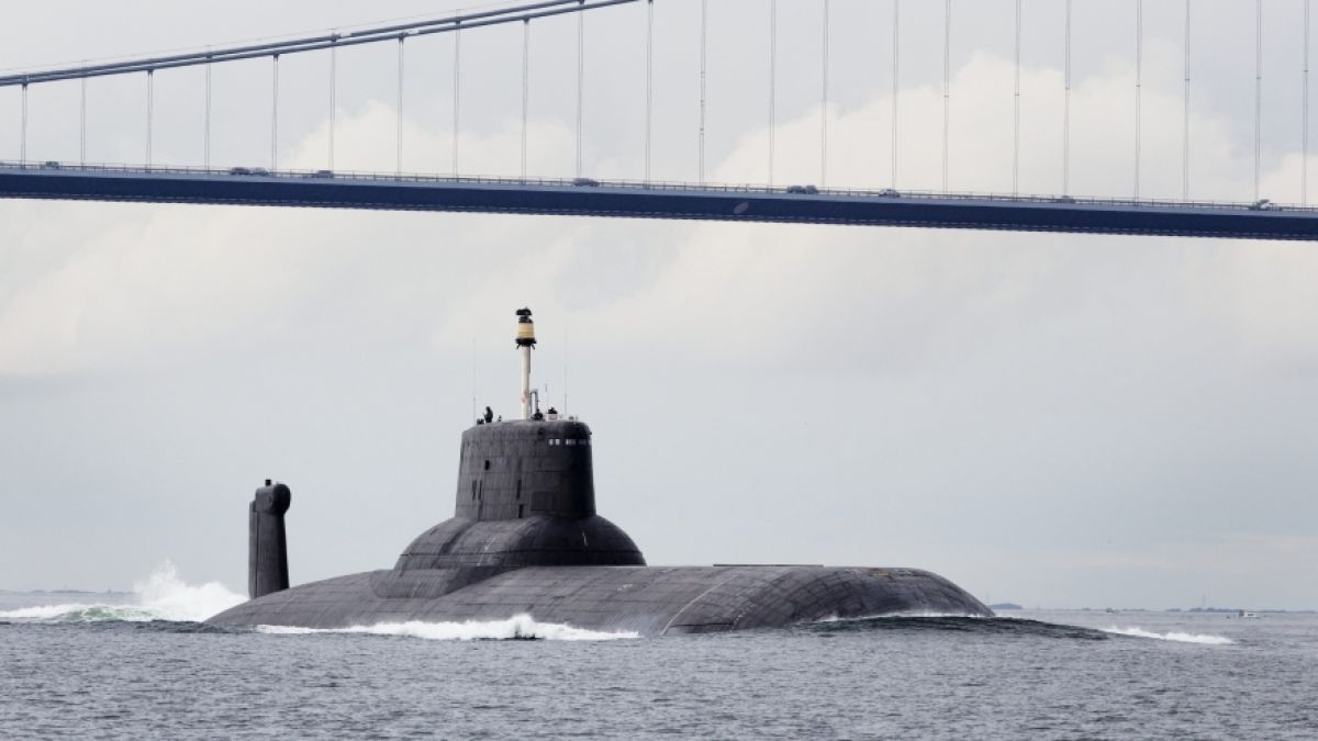 Könnte Wladimir Putin Großbritannien mit einem Atom-U-Boot angreifen? (Foto)