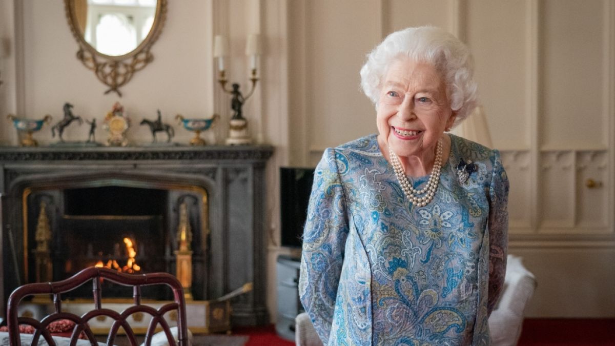 Queen Elizabeth II. wäre um ein Haar von einem verwirrten Eindringling überrascht worden. (Foto)