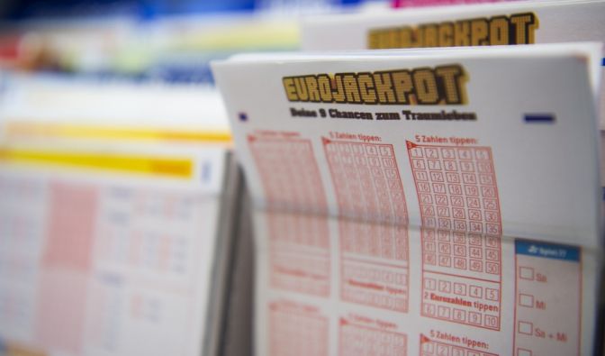 Spielschein schon ausgefüllt? Der Eurojackpot lockt 2 Mal wöchentlich mit Millionen-Gewinnen!