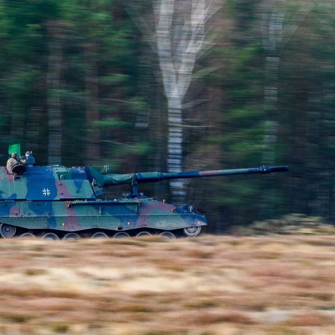 Lieferung von Panzerhaubitzen geplant! Gefährdet der Bund die deutsche Verteidigung?