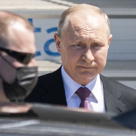 Klinik-Schock! Putin-Hacker drohen mit Abschaltung von Beatmungsgeräten