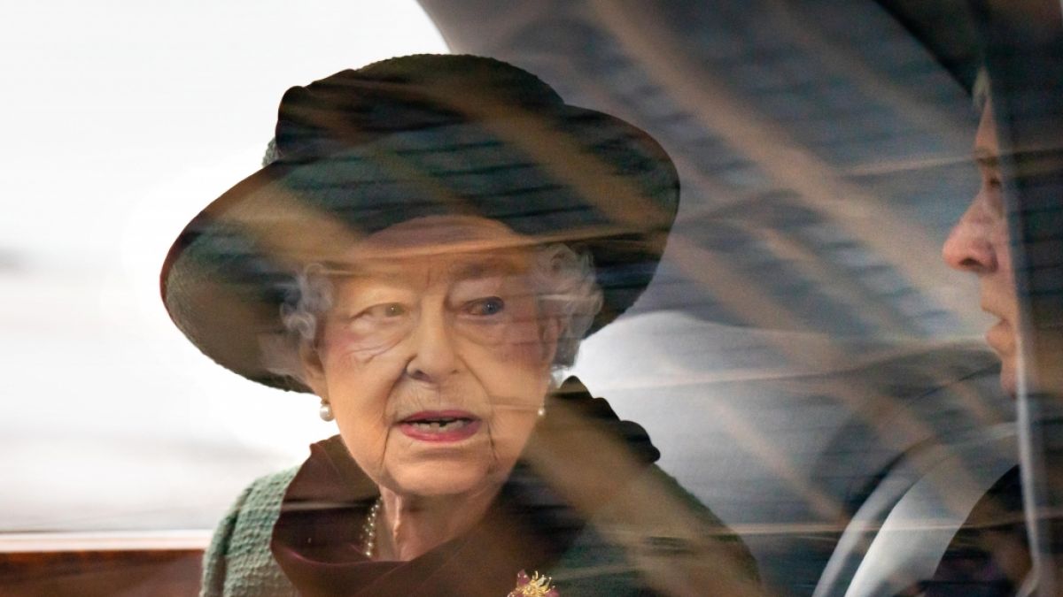 Queen Elizabeth II. erlaubt nur arbeitende Royals auf dem Balkon. (Foto)