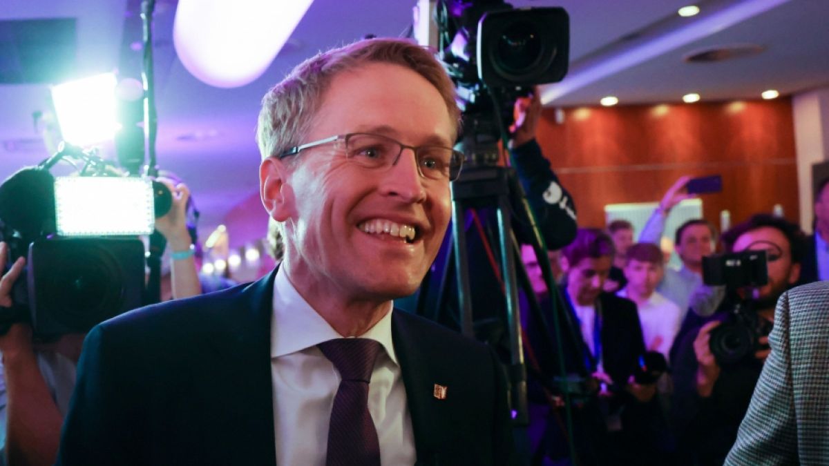 CDU-Ministerpräsident Daniel Günther freut sich über den Wahlsieg. (Foto)