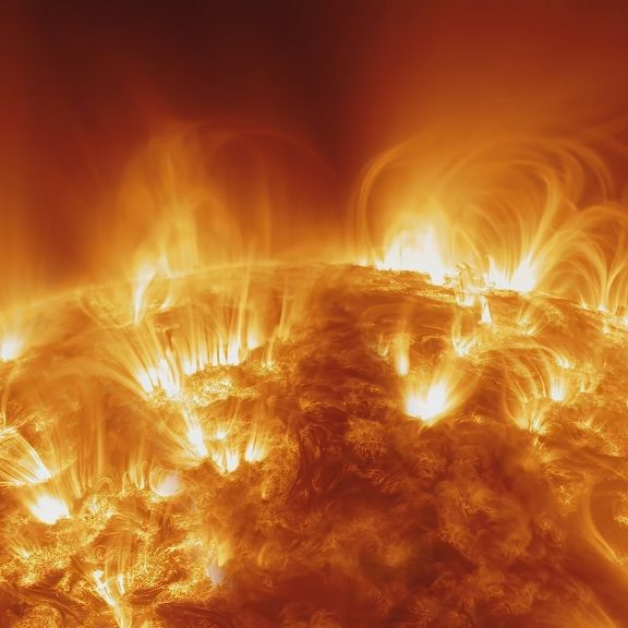Sonnenplasma-Wolke rast auf Erde zu! DAS droht uns heute