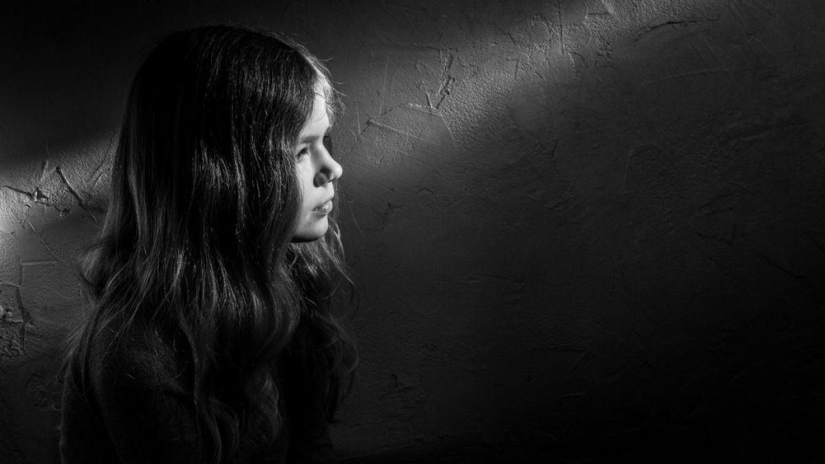 Ein Mädchen ist nach einem grausamen sexuellen Missbrauch in England schwer traumatisiert. (Symbolfoto) (Foto)