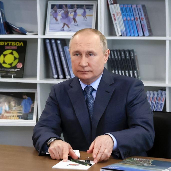 Einfach abscheulich! Putin-Gegner mit Metallrohren vergewaltigt