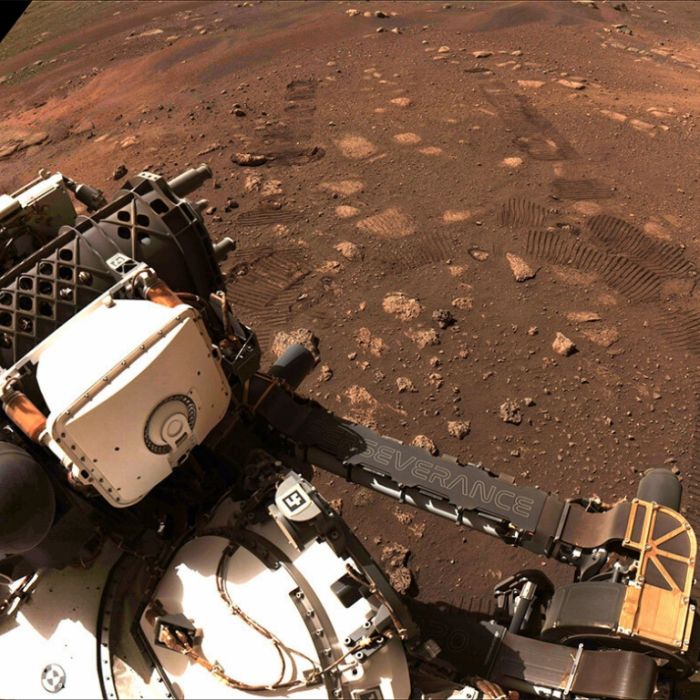 Ein Mars-Rover der Nasa erkundet den roten Planeten.