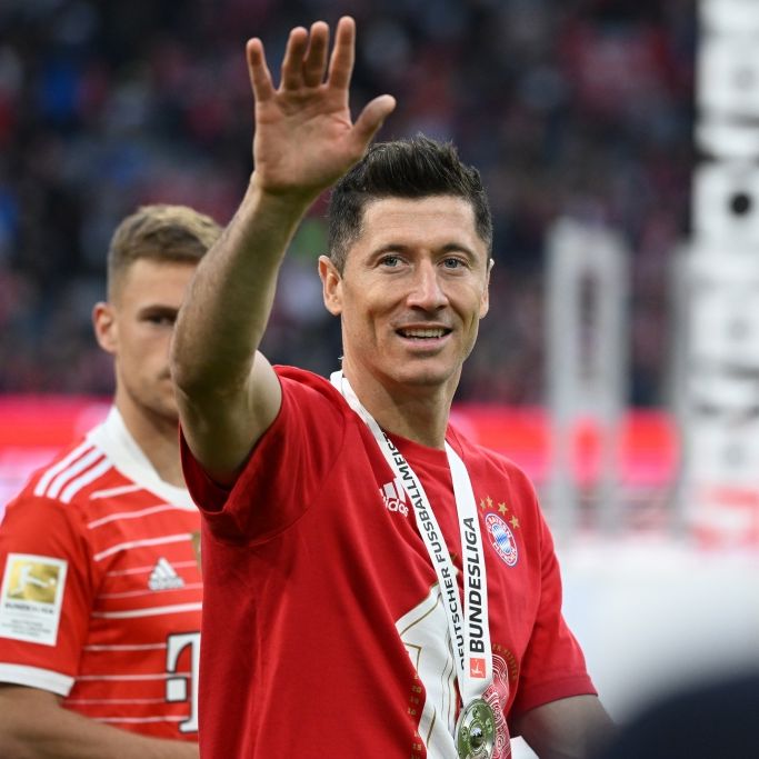 Gerüchten zufolge verlässt Robert Lewandowski den FC Bayern München nach der Saison 2021/22.