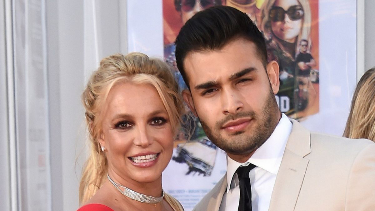 Britney Spars mit ihrem Freund Sam Asghari (Foto)