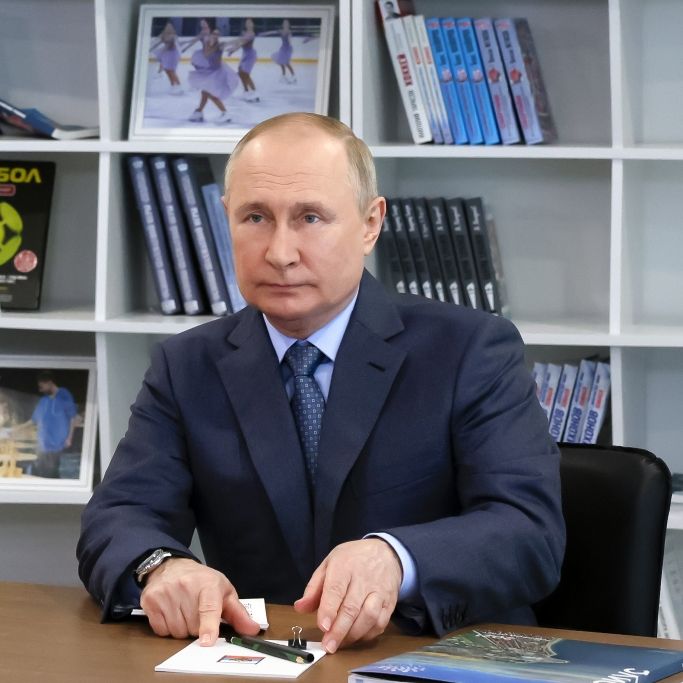 Gerüchte um geheime OP! Kreml-Chef durch virtuellen Doppelgänger ersetzt?