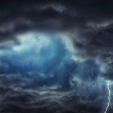 Extreme Gewitterlage droht! Wetterdienst warnt vor Tornados und Gewitterböen