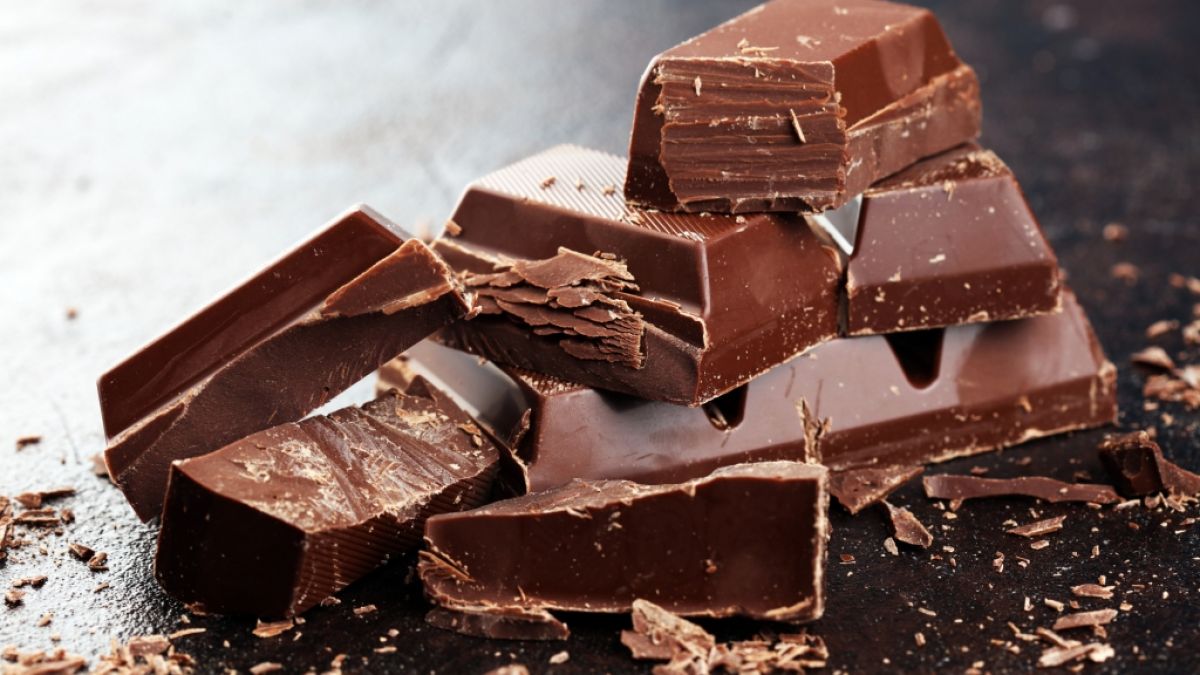 Ein Unternehmen muss eine Schokolade zurückrufen. (Foto)
