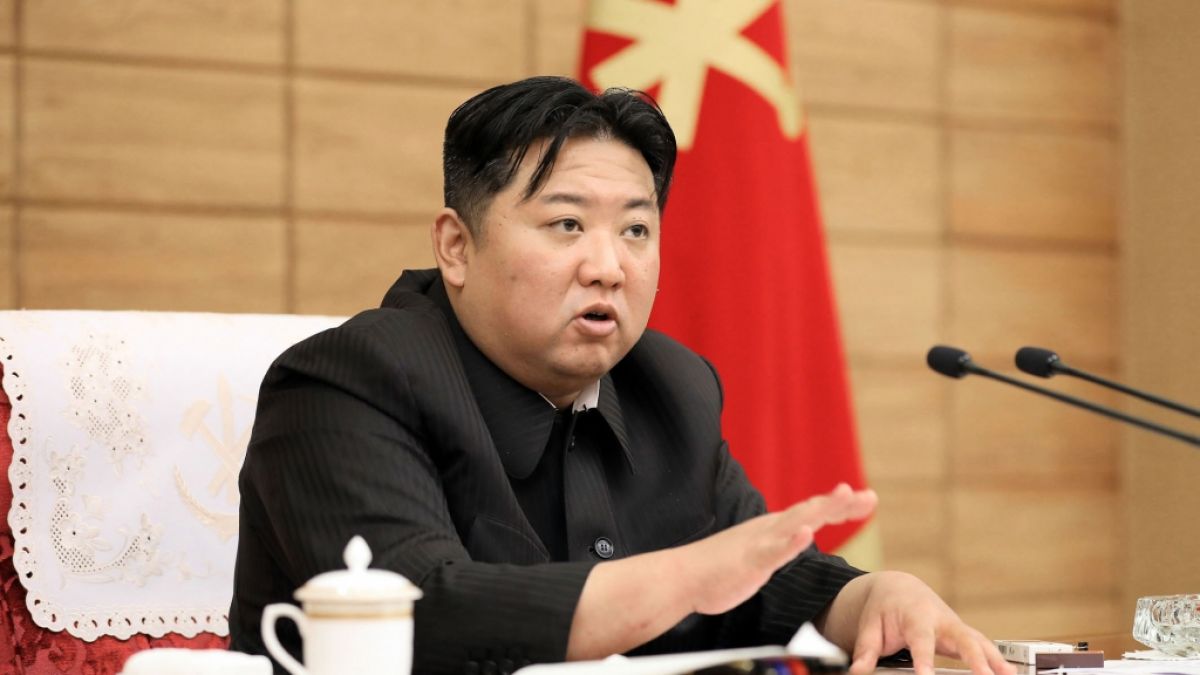 Aufgrund der Ausbreitung des Coronavirus will Kim Jong-un nun Eindringlinge erschießen lassen. (Foto)