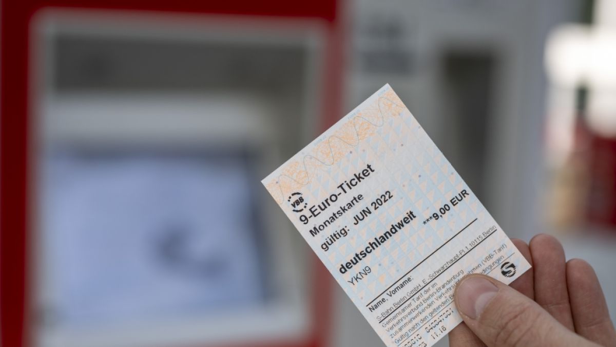Drohen durch das 9-Euro-Ticket extrem überfüllte Bahnen und Busse? (Foto)
