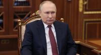 Enthüllungen eines FSB-Spions zufolge ist Wladimir Putin dem Tod geweiht: Seine Ärzte geben dem Kreml-Chef offenbar nur noch wenige Jahre zu leben.