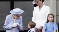 Queen Elizabeth II. und Prinz Louis tauschten sich auf dem Balkon des Buckingham Palace zur Militärparade aus.