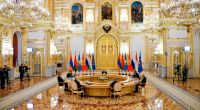 Die Staatsoberhäupter der Mitgliedsstaaten der Organisation des Vertrags über kollektive Sicherheit (OVKS) bei einem Treffen im Kreml.