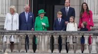 Zum Abschluss der viertägigen Thronjubiläums-Party zeigte sich Queen Elizabeth II. mit Herzogin Camilla, Prinz Charles, Prinz George, Prinz William, Prinzessin Charlotte, Prinz Louis und Herzogin Kate auf dem Balkon des Buckingham-Palastes.
