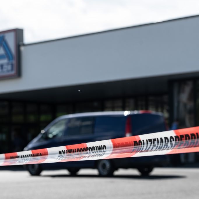 Mann tötet Frau in Aldi-Supermarkt - dann erschießt er sich selbst