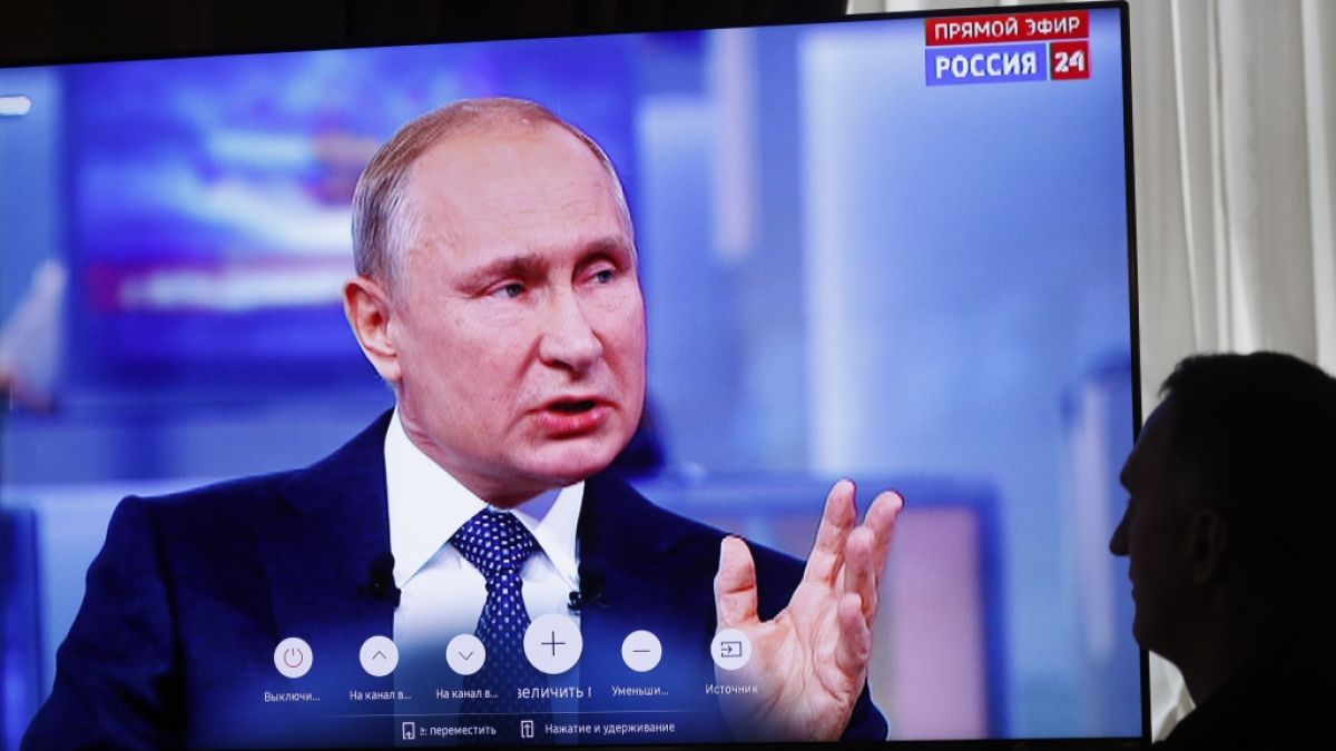 Wladimir Putin im Jahr 2018 beim "Direkten Draht" (Foto)
