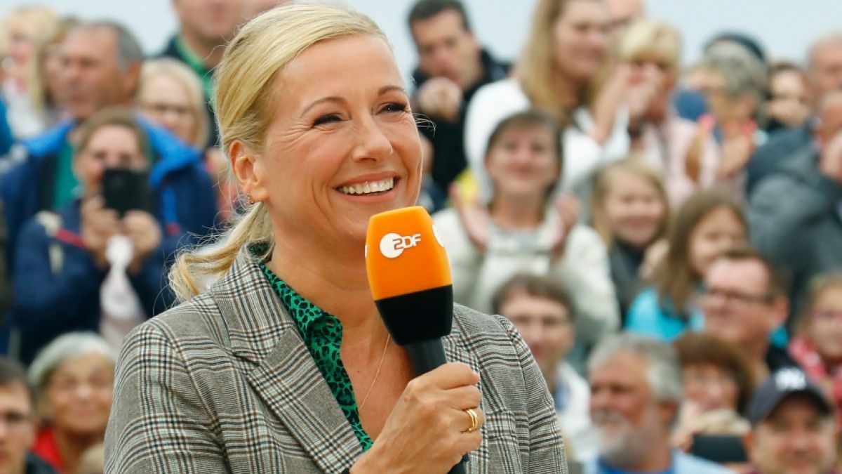 Andrea Kiewel fliegt wieder "Fernsehgarten"-Kritik um die Ohren. (Foto)
