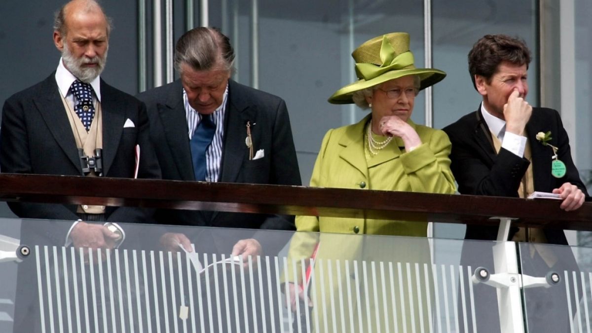 Für Prinz Michael von Kent (li.), den Cousin von Queen Elizabeth II., ist die Royals-Rente zum Greifen nah. (Foto)