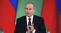 Wladimir Putin hat über die Krankheitsgerüchte gespottet.