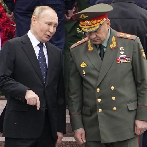 Irrer Russen-General sicher! Putin-Atomschlag löscht Großbritannien komplett aus