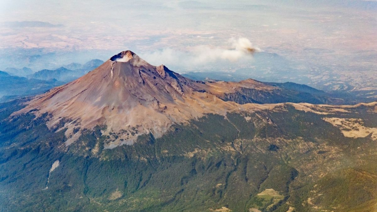 Eine Frau starb nach einem Ausbruch des Vulkans Popocatépetl. (Foto)