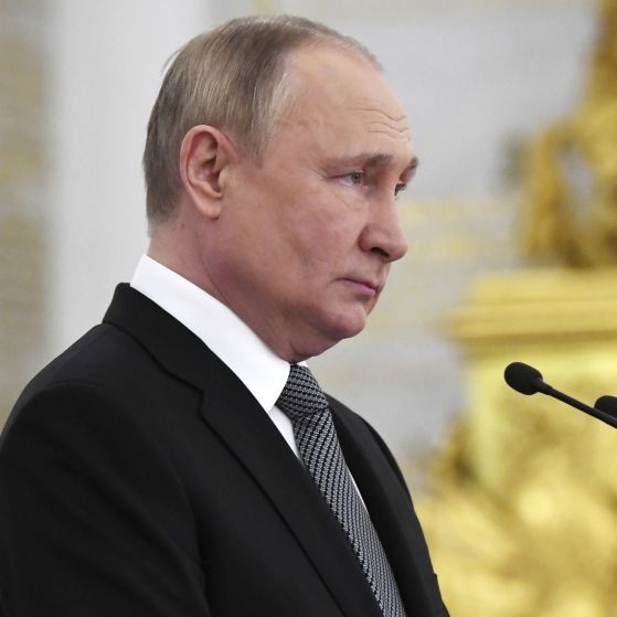 Gerüchte um geheimes Putin-Attentat - Kreml-Chef verlässt Russland