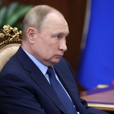 Putin-Prachtstück vom Himmel geschossen - Kreml-Chef zittert vor Putsch