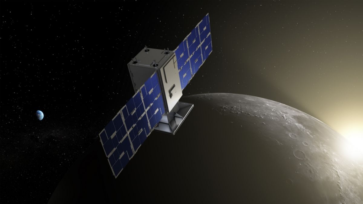 Die Illustration zeigt den Satelliten "Capstone" mit dem Mond im Hintergrund. (Foto)