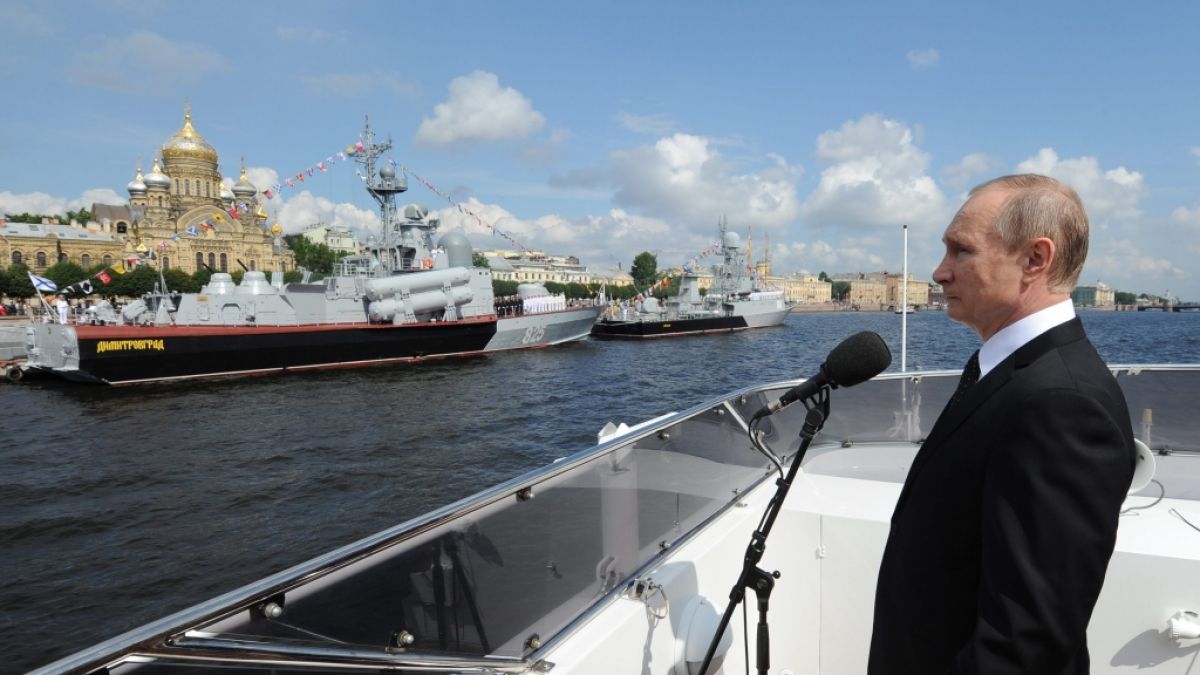 Die Nachrichten des Tages bei news.de: Wladimir Putin hat Berichten zufolge ein weiteres Schiff verloren. (Foto)