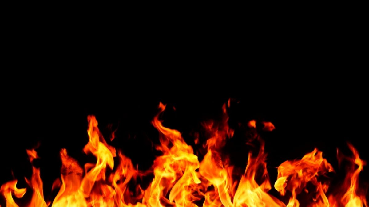 Ein Restaurantangestellter ging beim Putzen in Flammen auf. (Symbolfoto) (Foto)