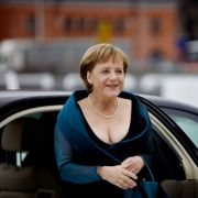 Mit Mega-Dekolleté präsentierte sich Angela Merkel 2008 bei der Eröffnung der neuen Oper in Oslo.