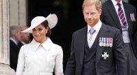 Die Mimik spricht Bände: Prinz Harry und Meghan Markle bevorzugen inzwischen eine größtmögliche Distanz zur britischen Königsfamilie.