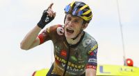 Radsportprofi Jonas Vingegaard hat allen Grund zum Jubeln: Bei der Tour de France 2022 schwimmt der Däne auf der Erfolgswelle.