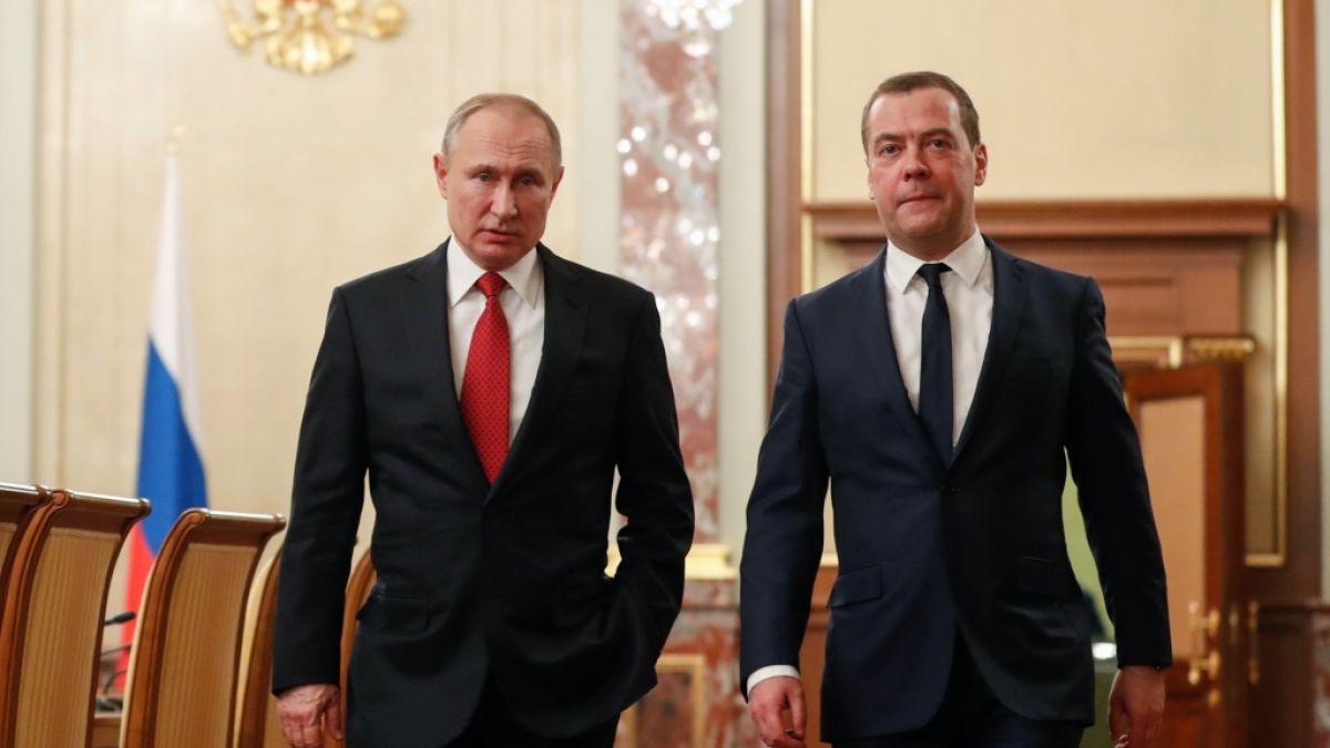 Wladimir Putin und Dmitri Medwedew sollen sich sehr nah stehen. (Foto)