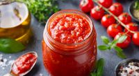 Die Ökotester fanden in einigen fertigen Tomatensoßen nicht nur zu viel Salz sondern auch gefährliche Schimmelpilzgifte.